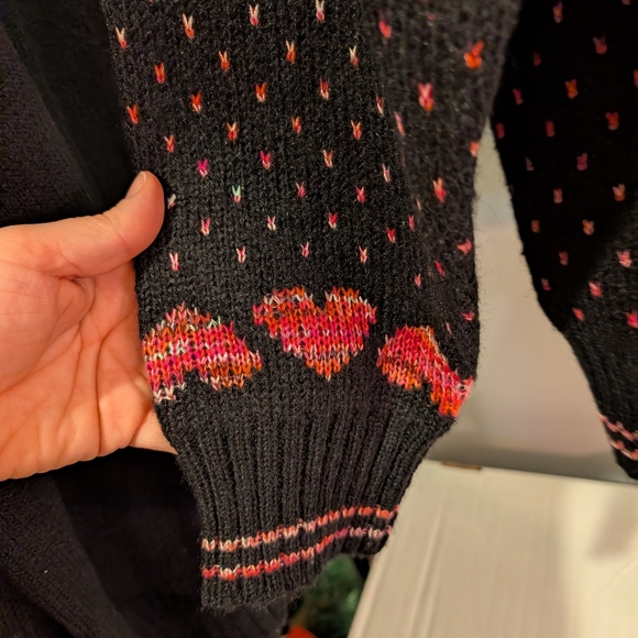 NWT Torrid Pink Hearts Cardigan Drop Shoulder V-Neck Button Front Sweater Size 2 - Picture 6 of 13